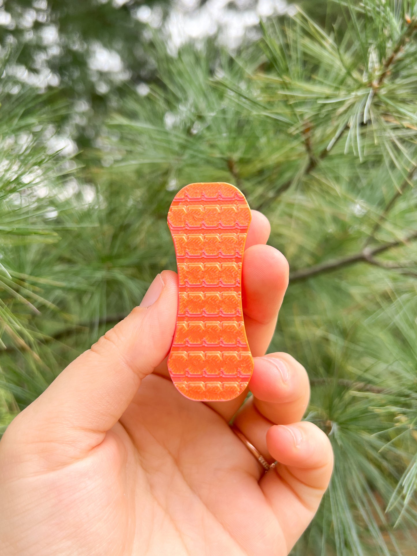 High Resistance Magnetic Fidget Slider in Peach Fizz