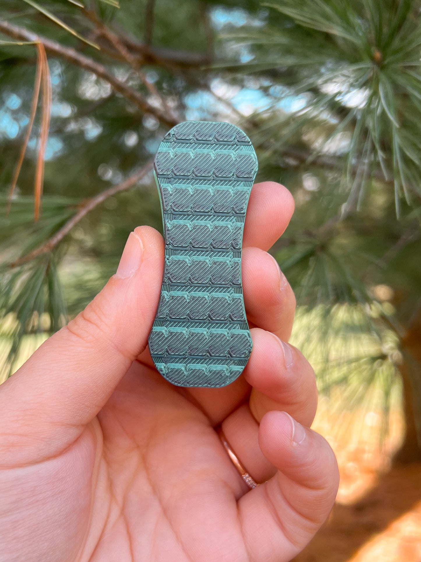 High Resistance Magnetic Fidget Slider- Midnight Emerald